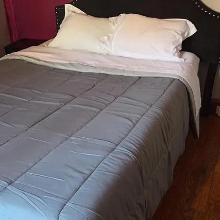 2218 N Colorado Master Queen Room